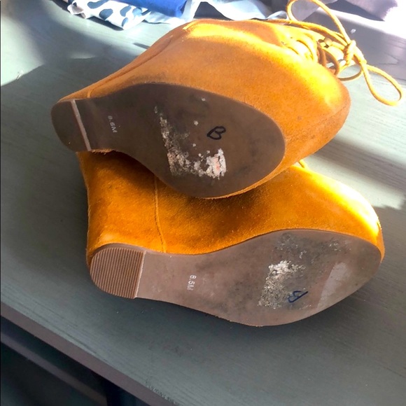 🤍 EUC Jeffrey Campbell Damsel Stacked Side Zip Boots - Picture 9 of 9